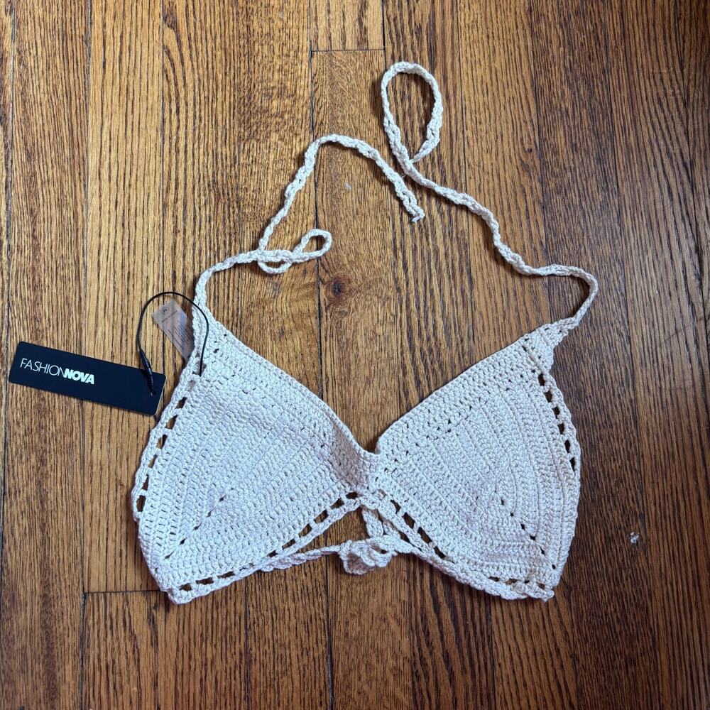 Fashion Nova Goldie Crochet Halter Bikini Top Ivory Medium NWT